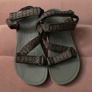 Men’s LL Bean Velcro Sandals
